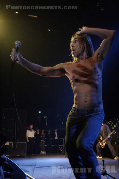 IGGY POP AND THE STOOGES - 2007-07-03 - PARIS - Palais des Sports - 